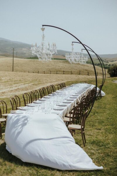 Hochzeit in Italien: Leichtigkeit und Weite unter der toskanischen Sonne