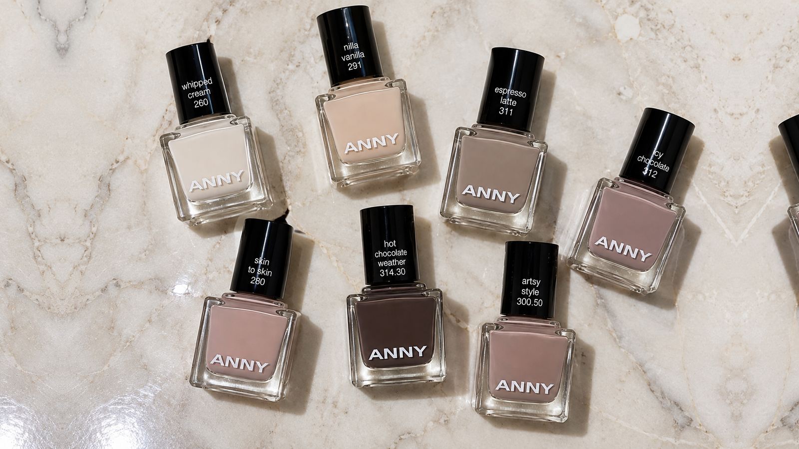 ANNY Nagellacke in angesagten Latte- und Coffee-Nuancen von cremigem Beige über Taupe bis Dunkelbraun